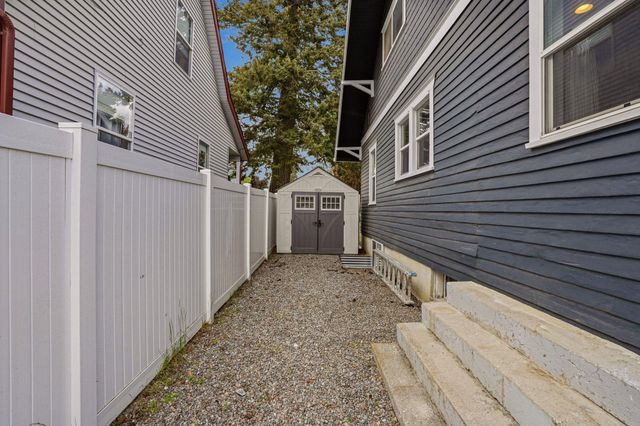 3811 S Sherman St, Spokane, WA 99203