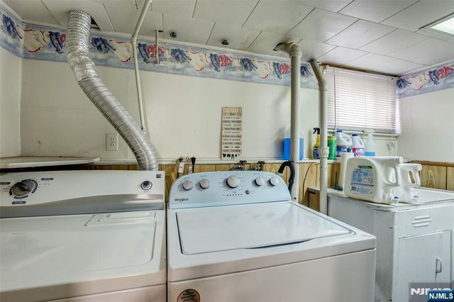 284 West End Avenue, Newark, NJ 07106