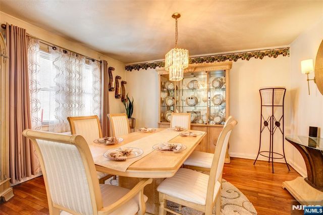 284 West End Avenue, Newark, NJ 07106