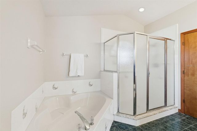 1512 READE CIRCLE, St Cloud, FL 34772