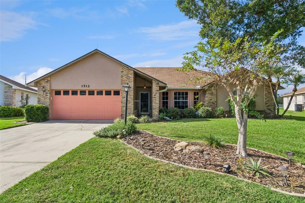 1512 READE CIRCLE, St Cloud, FL 34772