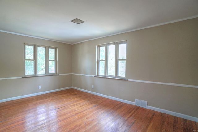 2001 E Jefferson Boulevard, South Bend, IN 46617