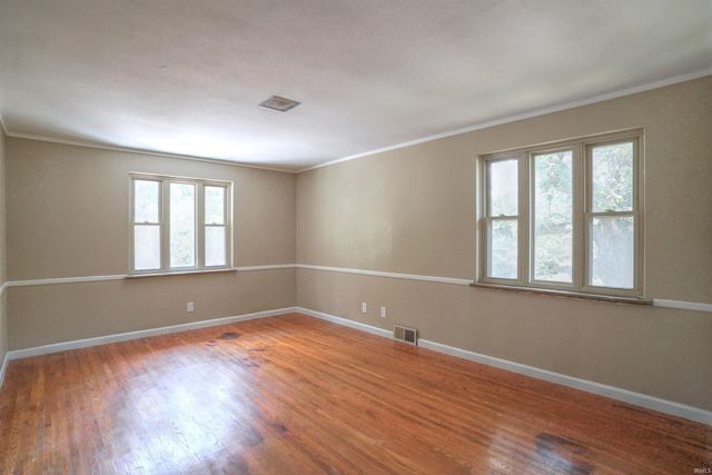 2001 E Jefferson Boulevard, South Bend, IN 46617