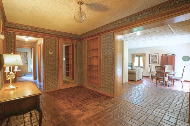 2001 E Jefferson Boulevard, South Bend, IN 46617