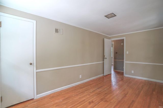 2001 E Jefferson Boulevard, South Bend, IN 46617