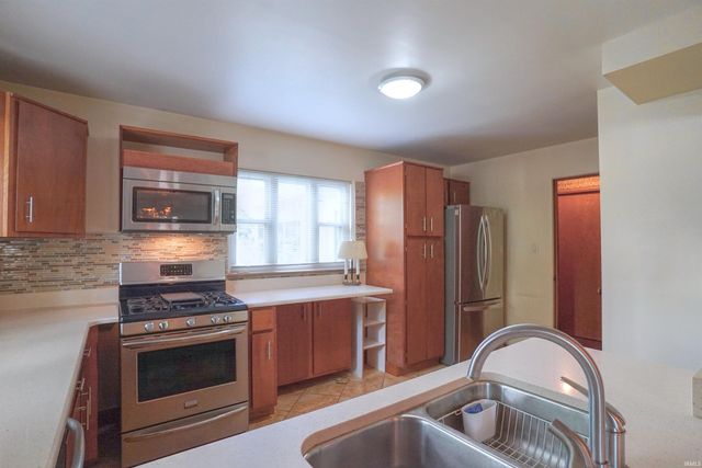 2001 E Jefferson Boulevard, South Bend, IN 46617