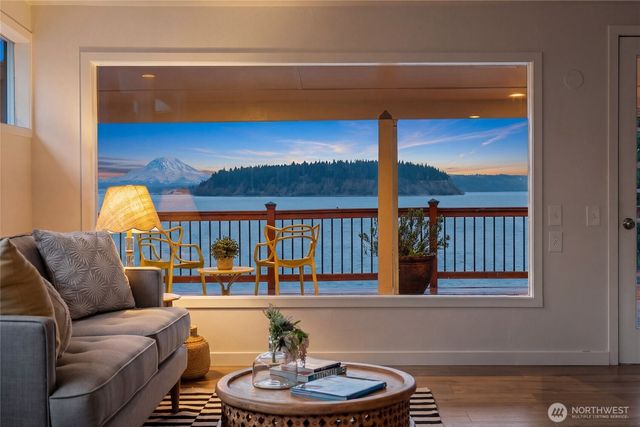 1908 Lybecker Drive NW, Gig Harbor, WA 98332