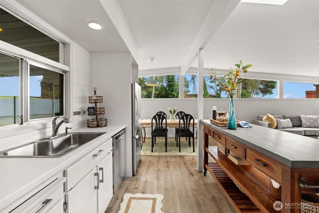 1908 Lybecker Drive NW, Gig Harbor, WA 98332