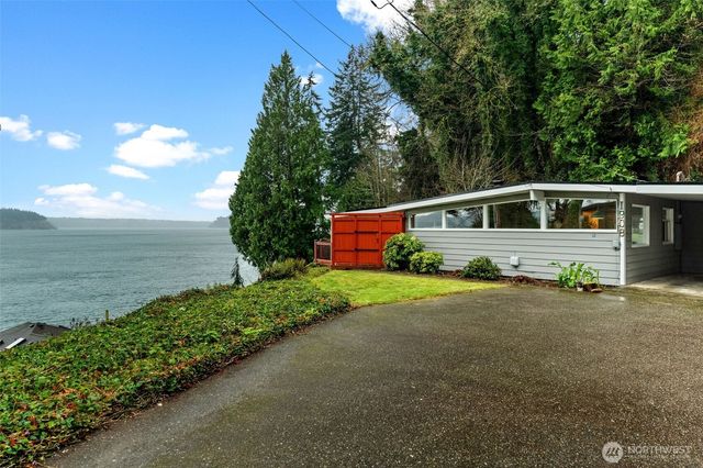 1908 Lybecker Drive NW, Gig Harbor, WA 98332