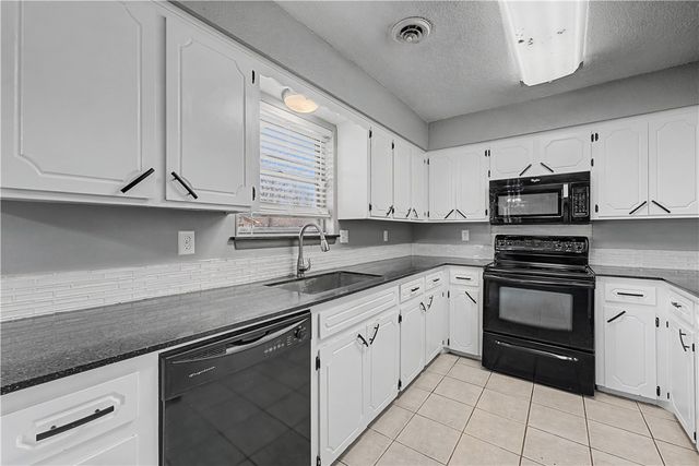 1101 Karena Street, Springdale, AR 72762