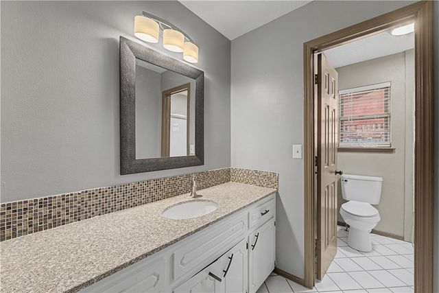 1101 Karena Street, Springdale, AR 72762