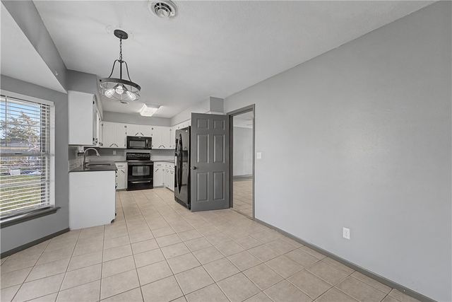 1101 Karena Street, Springdale, AR 72762