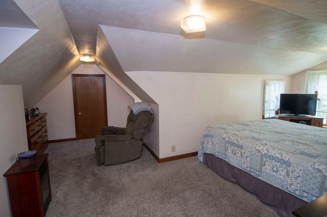 1230 LEE Road, Waterford, PA 16441