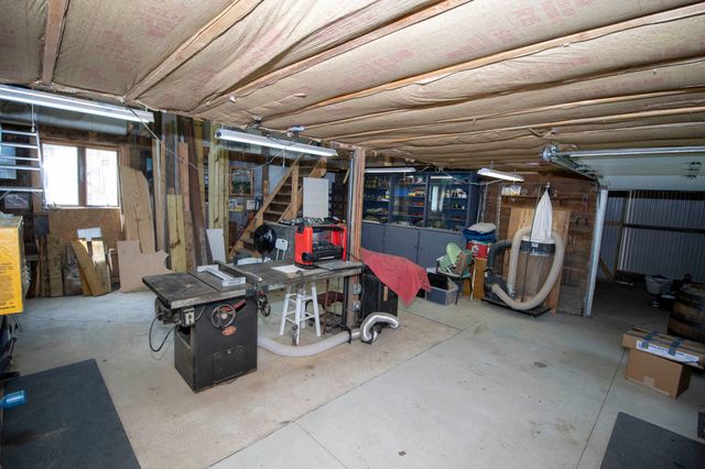 1230 LEE Road, Waterford, PA 16441