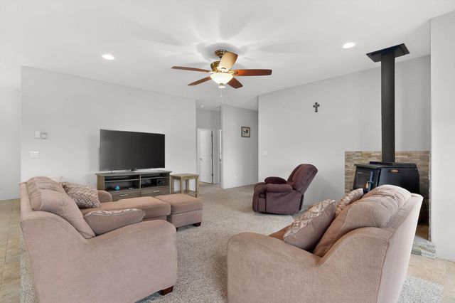 2 Lady Hawk Lane, Ojo Caliente, NM 87549