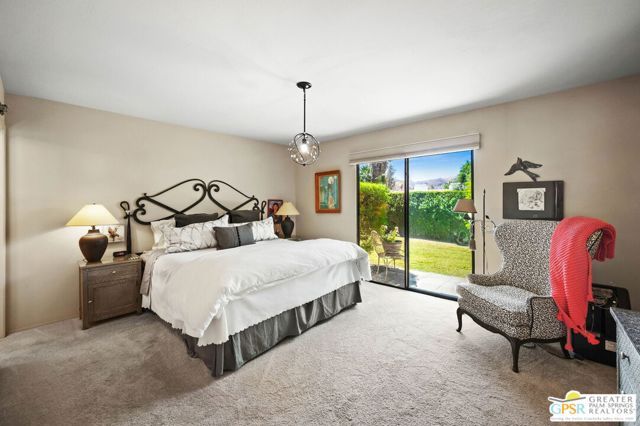 2117 Sunshine Way, Palm Springs, CA 92264