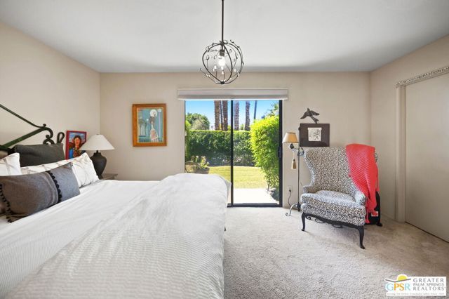 2117 Sunshine Way, Palm Springs, CA 92264