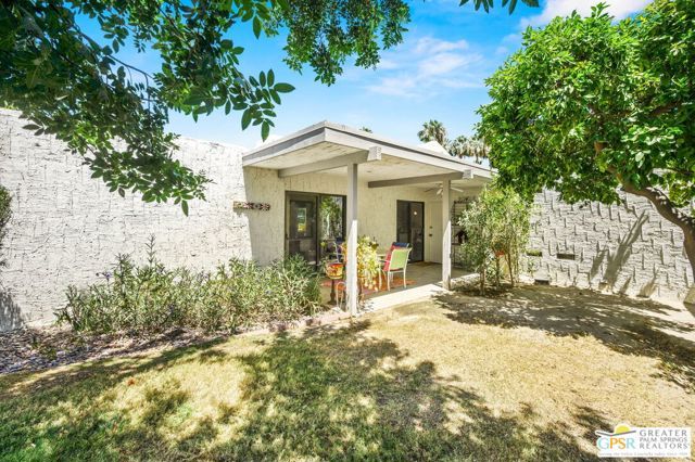 2117 Sunshine Way, Palm Springs, CA 92264
