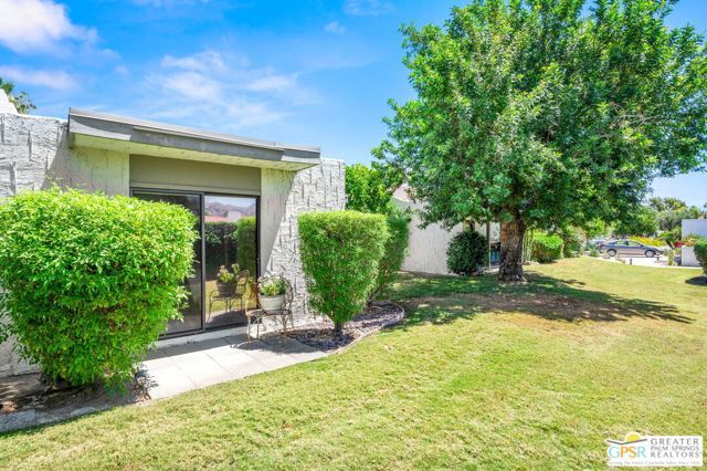 2117 Sunshine Way, Palm Springs, CA 92264