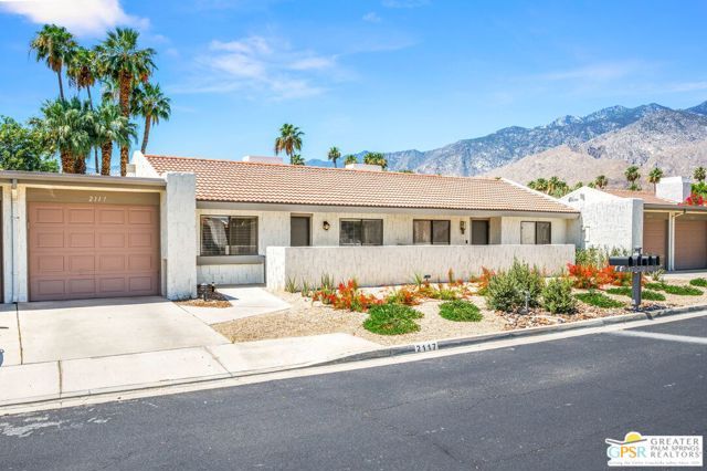 2117 Sunshine Way, Palm Springs, CA 92264