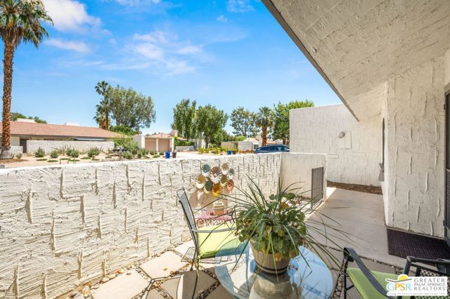 2117 Sunshine Way, Palm Springs, CA 92264