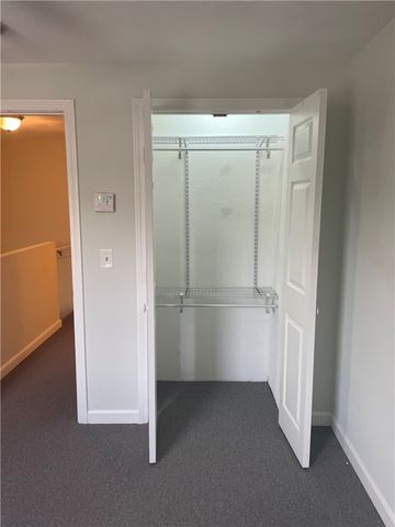 22 Wall Street 24B, Bristol, RI 02809