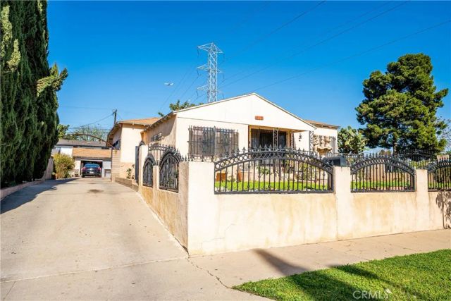 645 E 113th, Los Angeles, CA 90059