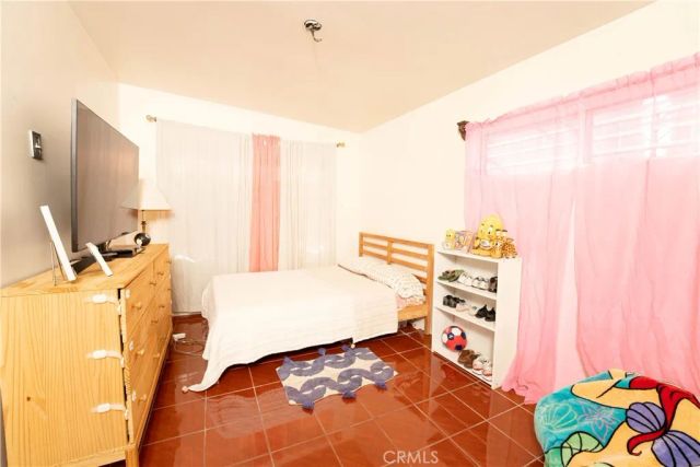 645 E 113th, Los Angeles, CA 90059