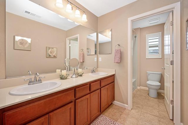 2213 Campolina Way, Oakdale, CA 95361