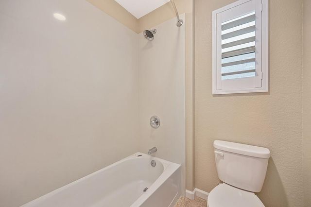 2213 Campolina Way, Oakdale, CA 95361