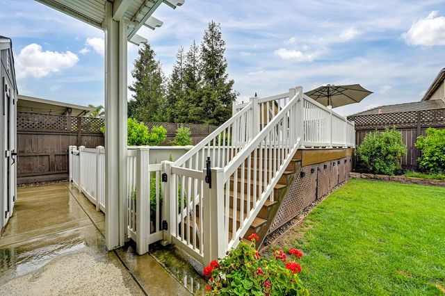 2213 Campolina Way, Oakdale, CA 95361