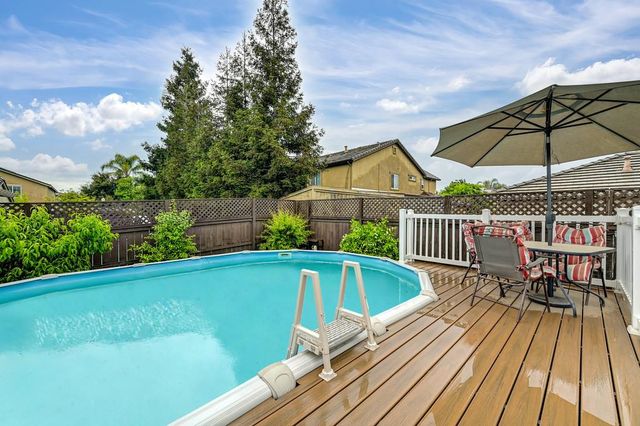 2213 Campolina Way, Oakdale, CA 95361