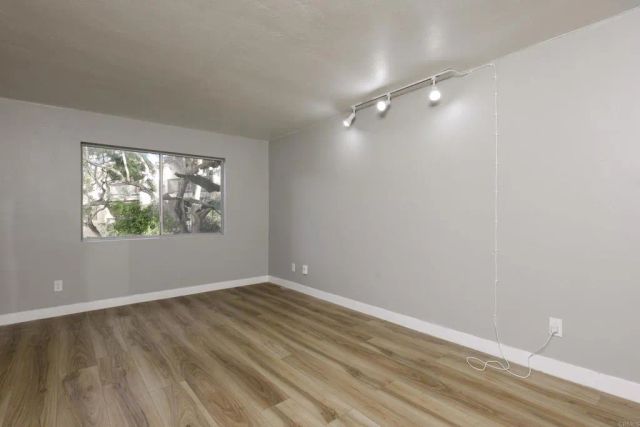 4444 W Point Loma Boulevard 116, San Diego, CA 92107