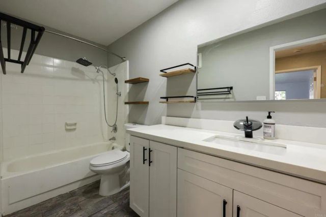 4444 W Point Loma Boulevard 116, San Diego, CA 92107