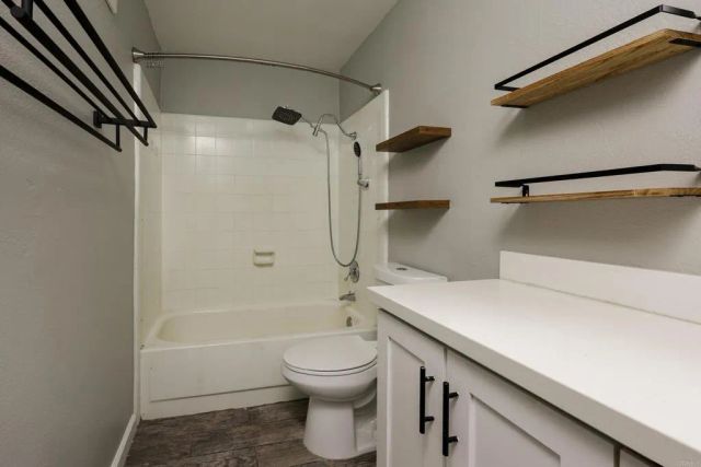 4444 W Point Loma Boulevard 116, San Diego, CA 92107