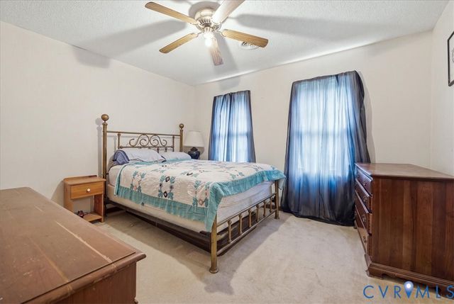 8155 Hines Rd, Disputanta, VA 23842
