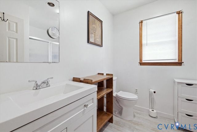 8155 Hines Rd, Disputanta, VA 23842
