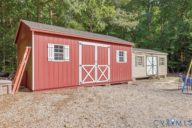 8155 Hines Rd, Disputanta, VA 23842