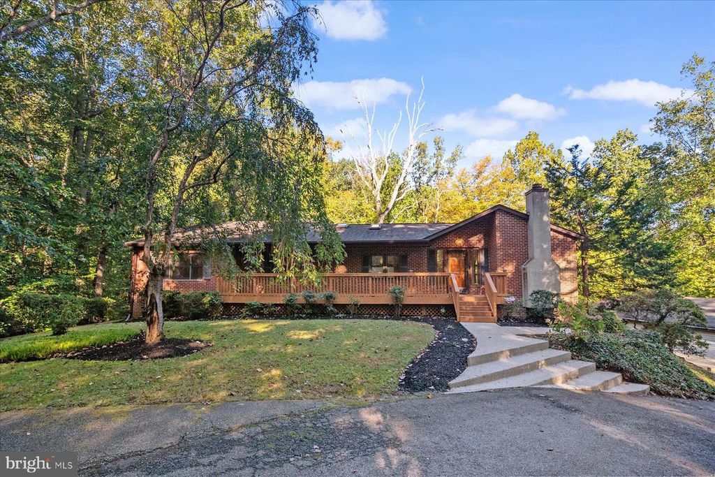 1496 RIVER RD, Crownsville, MD 21032