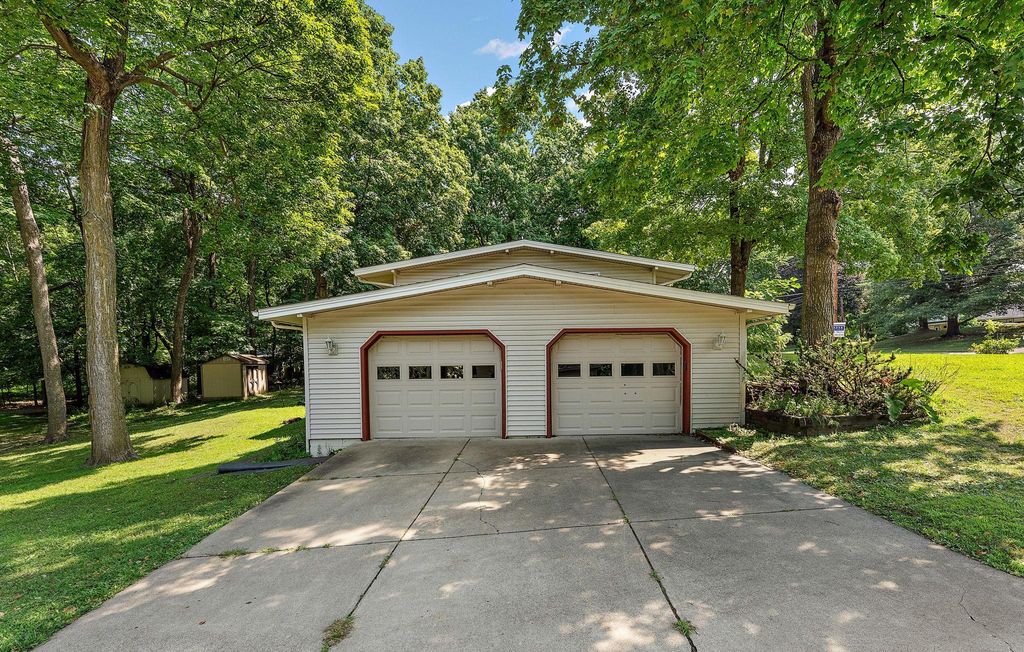 4125 Thrushwood Lane, Minnetonka, MN 55345 — photo 5