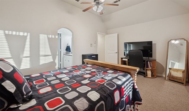 2221 Farrington Lane, Hurst, TX 76054