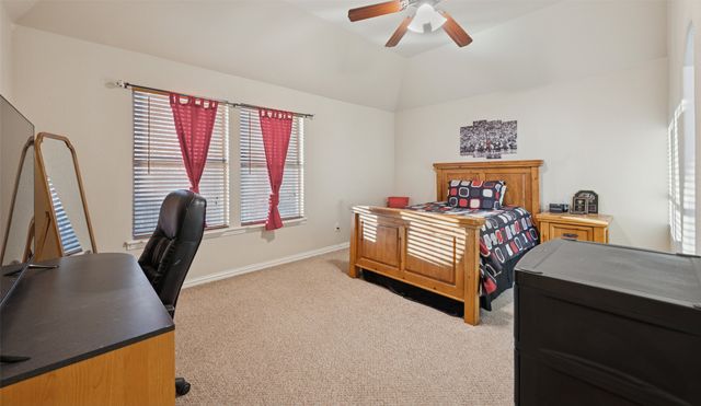 2221 Farrington Lane, Hurst, TX 76054