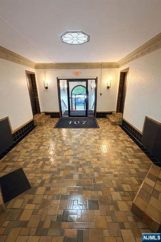 107 Kensington, Jersey City, NJ 07304