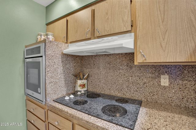 13812 N KAANAPALI Drive, Sun City, AZ 85351