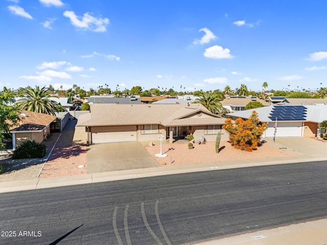 13812 N KAANAPALI Drive, Sun City, AZ 85351