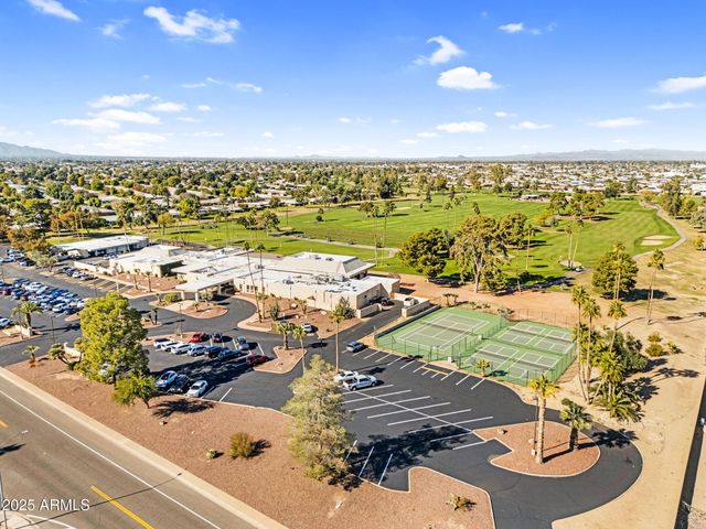 13812 N KAANAPALI Drive, Sun City, AZ 85351