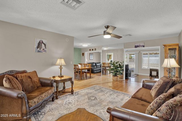 13812 N KAANAPALI Drive, Sun City, AZ 85351