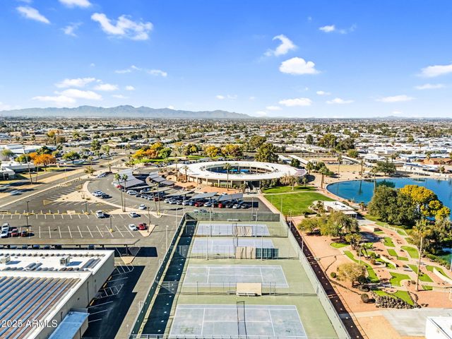 13812 N KAANAPALI Drive, Sun City, AZ 85351