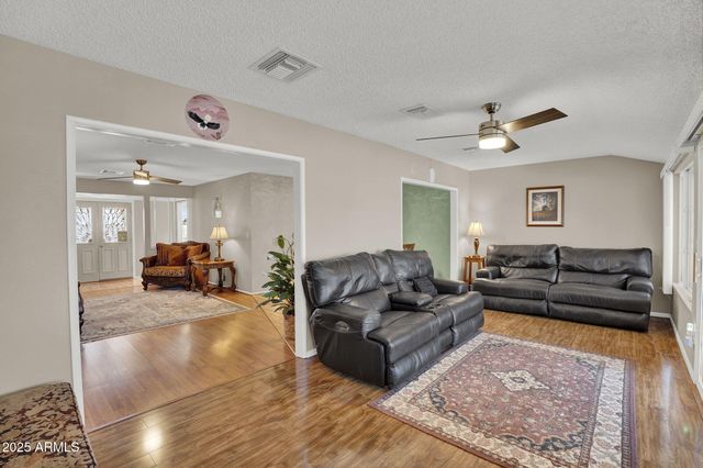 13812 N KAANAPALI Drive, Sun City, AZ 85351