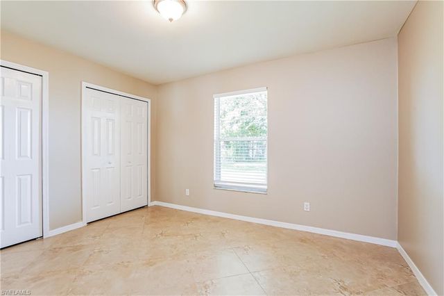 160 SE 27th TER, Cape Coral, FL 33904